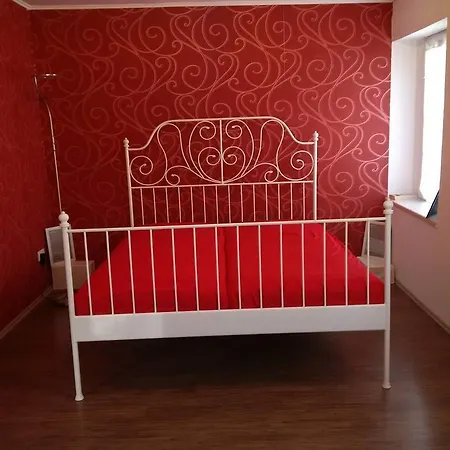 بيت للعطل House In ترير